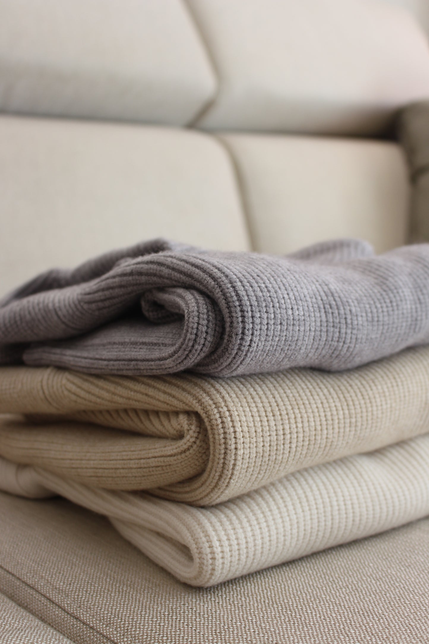 Sweater Nest Capucho